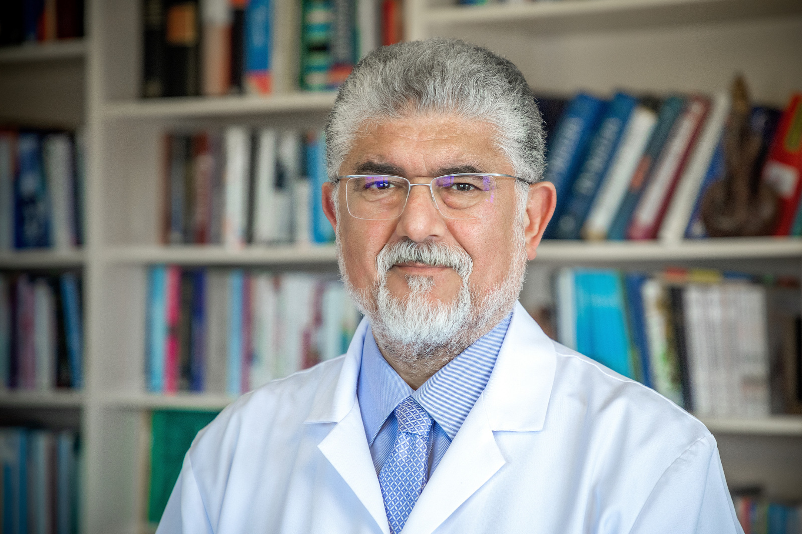 BIOGRAPHY OF DR. SERDAR SAVAŞ
